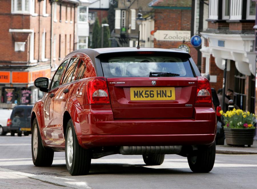  Dodge Caliber 2006 года  (UK) (фото 11 из 31)